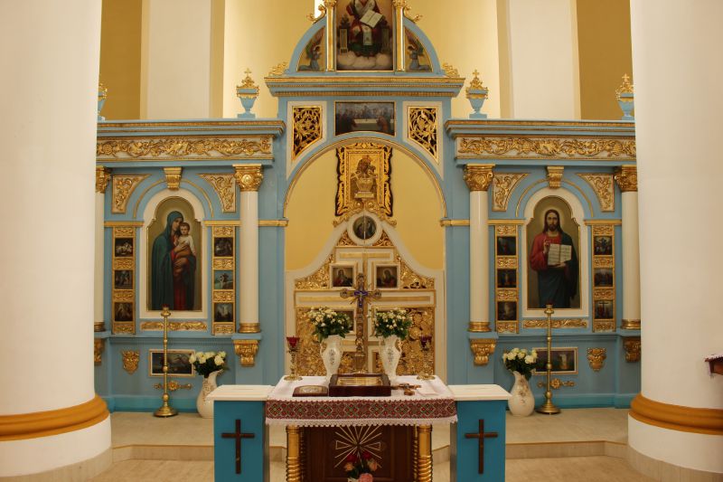 Іконостас Успенської церкви в Крилосі