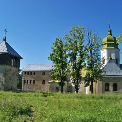 Лаврівський монастир Святого Онуфрія, Лаврів