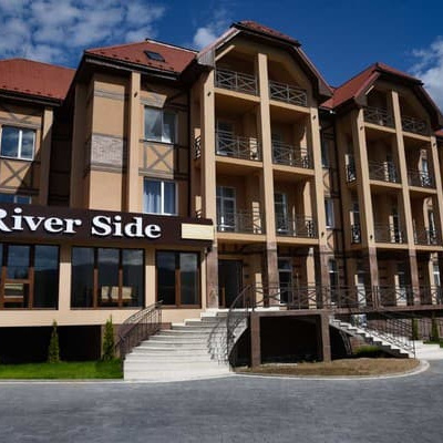 RIVER SIDE