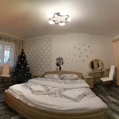 В районі вокзалу, вул. Нова, 5